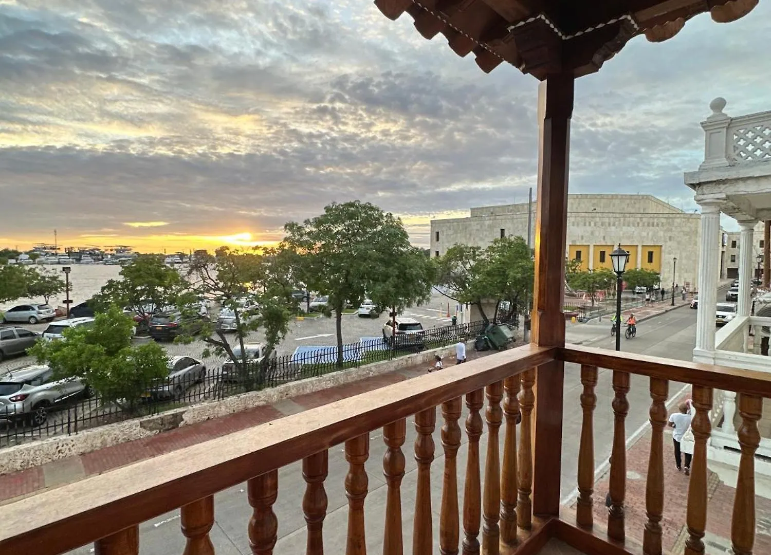 فندق Casa Bugo Arsenal Cartagena 4*,